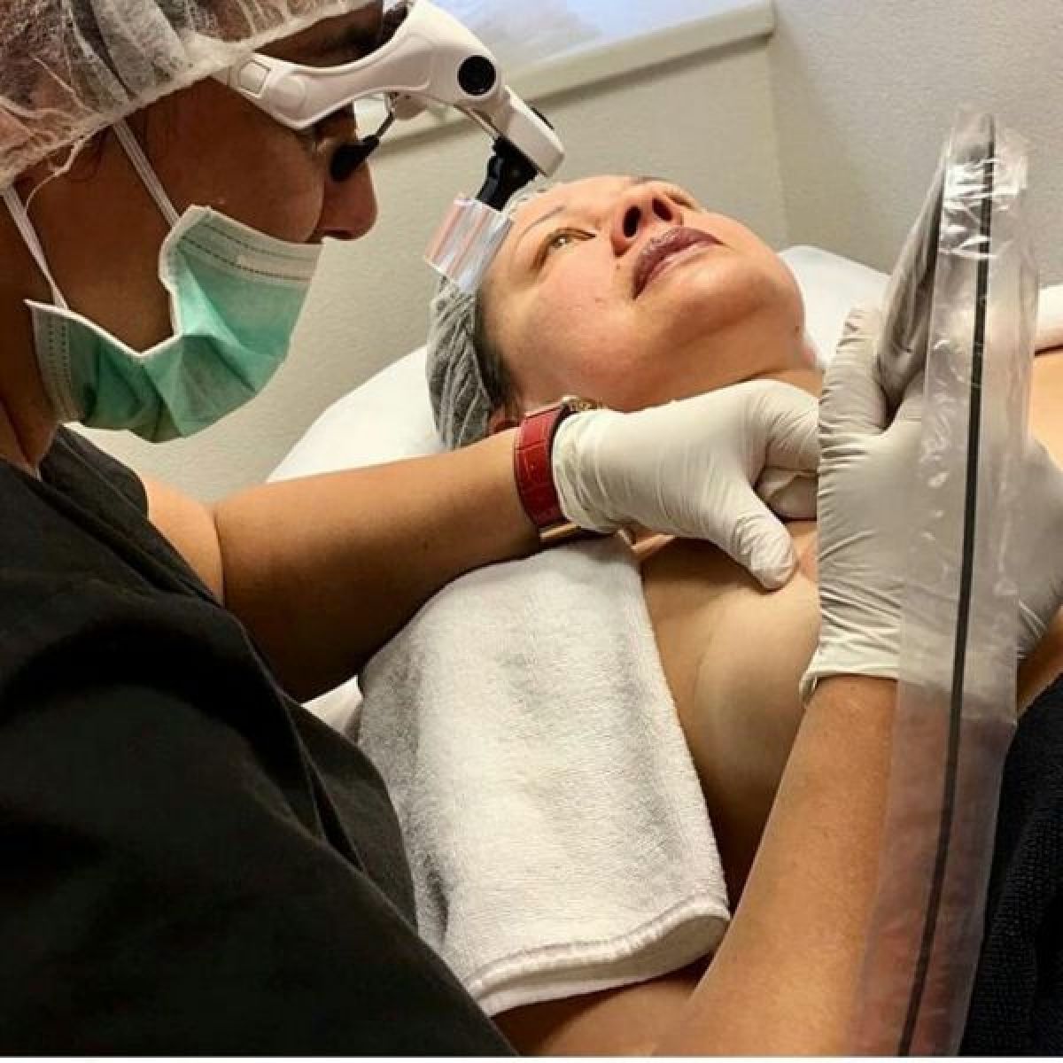 Camouflage cicatrices, vitiligo... à Toulouse (31) Par Hager - Estheca