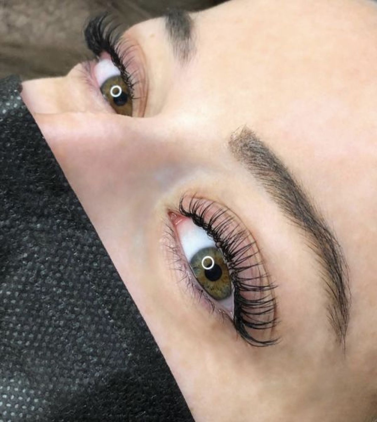 Extension de cils à Ozoir-la-Ferrière (77) Par Emma - Estheca