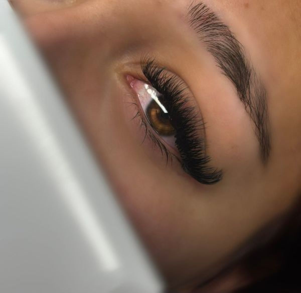 Extension de cils à Angoulême (16) Par Nihel - Estheca