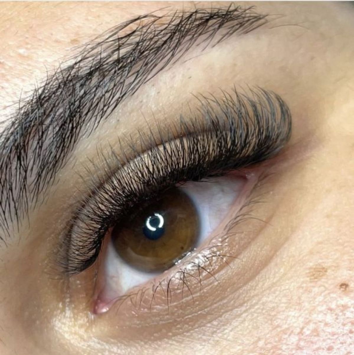 Extension de cils à Herblay (95) Par Nancy - Estheca