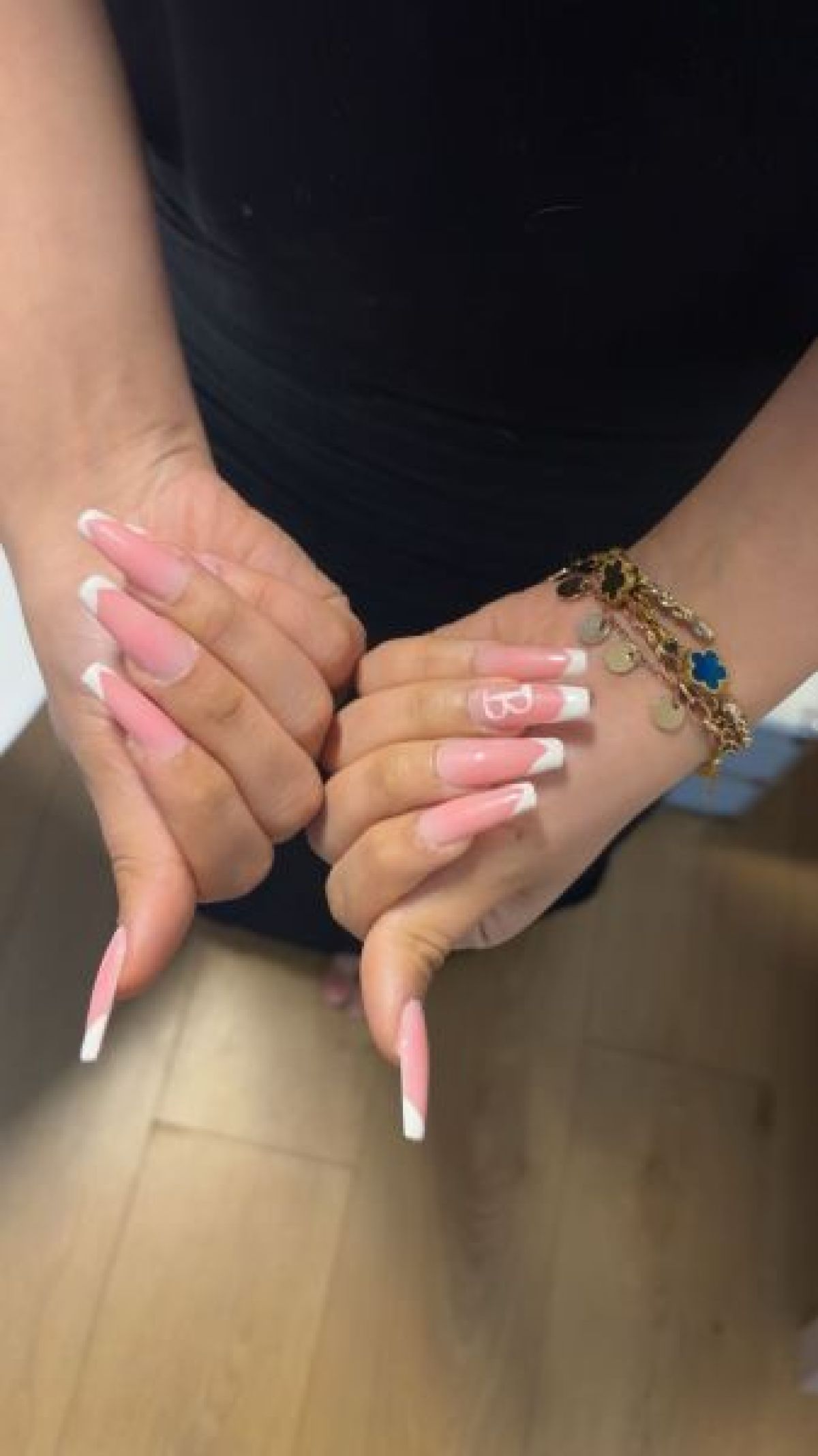 Manucure à Herblay (95) Par Nancy - Estheca