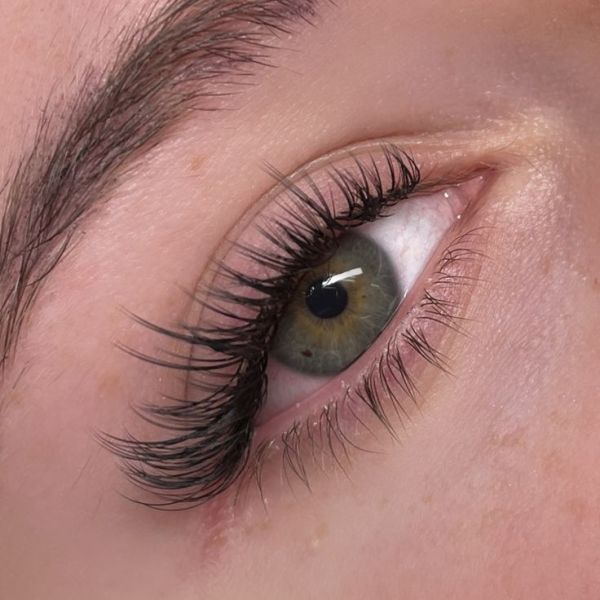 À Coupvray | Extension de cils | Les meilleures esthéticiennes