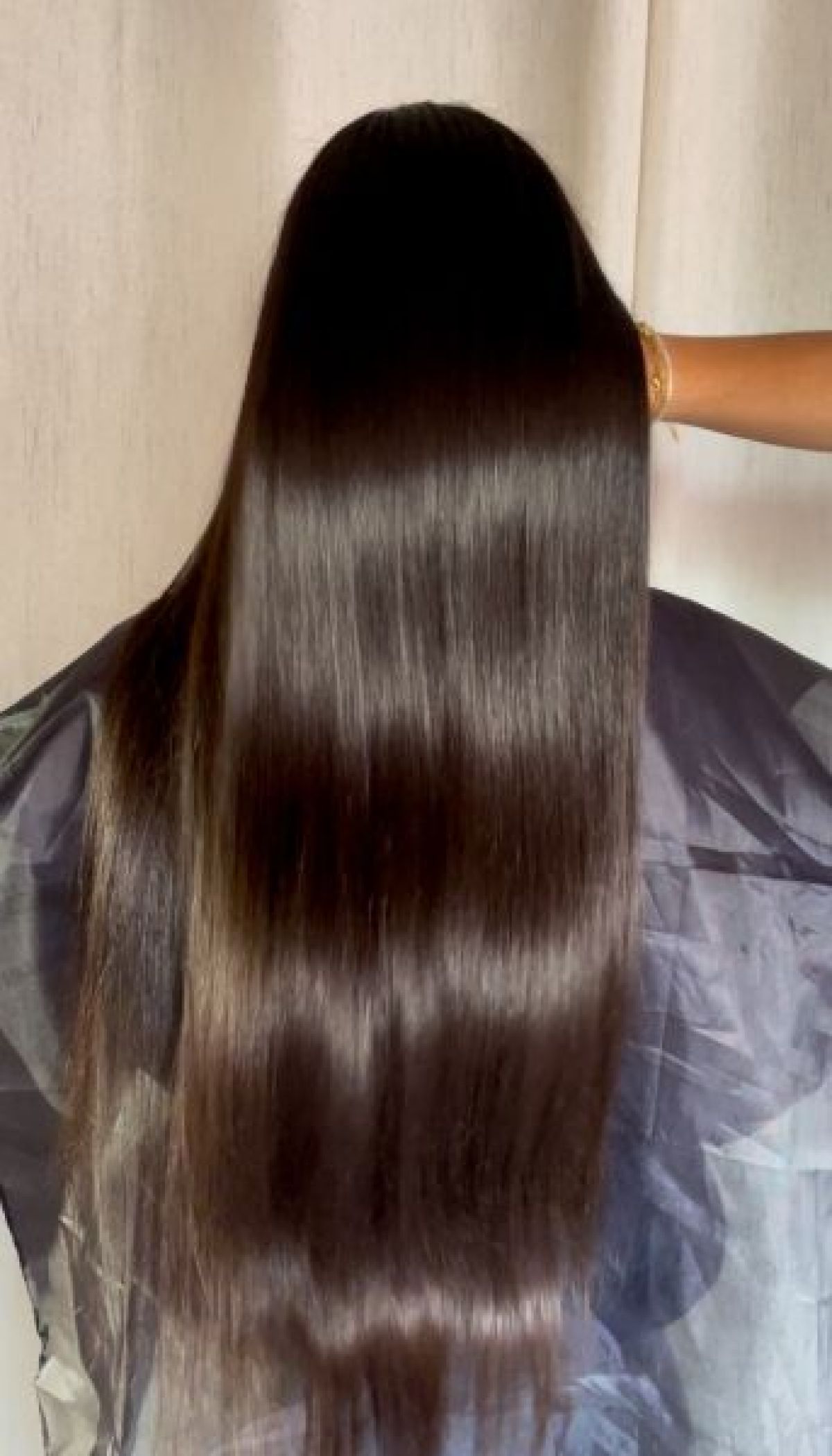 Lissage indien  à Aulnay-sous-Bois (93) Par Bouchra - Estheca