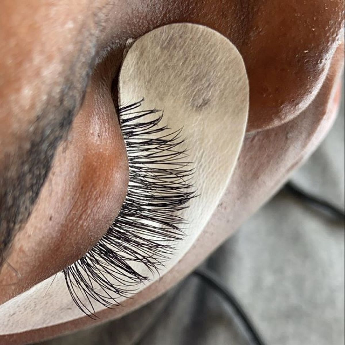 Extensions de cils à Tremblay-en-France (93) Par Mélodie - Estheca