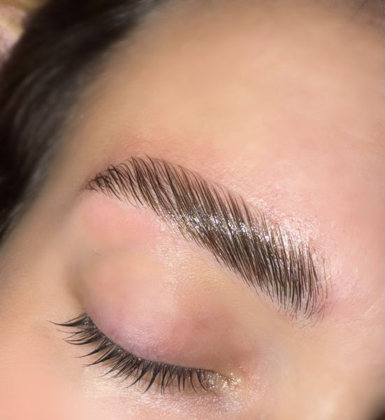 À Béziers | Browlift (rehaussement de sourcils) | Les meilleures esthéticiennes