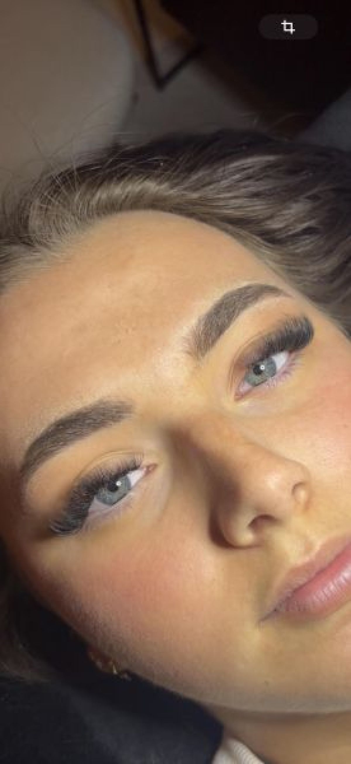 Extension de cils à Mantes-la-Jolie (78) Par Peri - Estheca