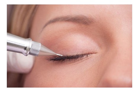 À Noyelles-sur-Selle | Maquillage permanent (eye liner) | Les meilleures esthéticiennes