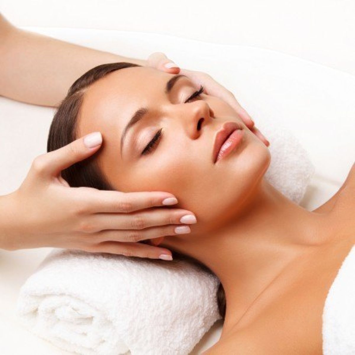 Soins Hydratant, Exfoliant & Nourrissant  à Massy (91) Par Samya - Estheca